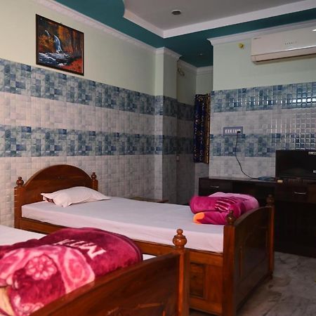 Hotel Rajmahal Bānkura Buitenkant foto