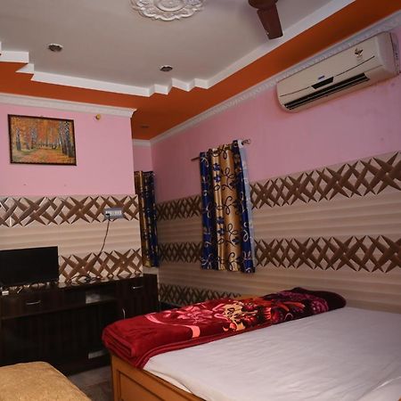 Hotel Rajmahal Bānkura Buitenkant foto