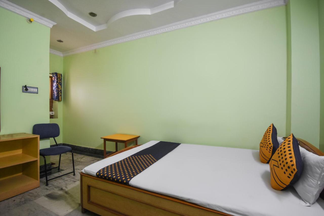 Hotel Rajmahal Bānkura Buitenkant foto